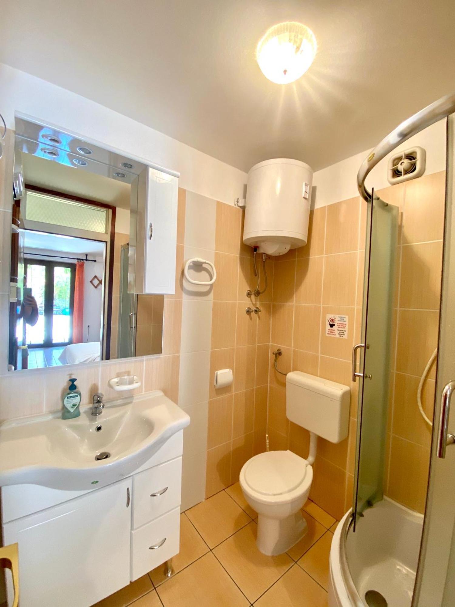 נזרין Apartmani Mavrinac חדר תמונה